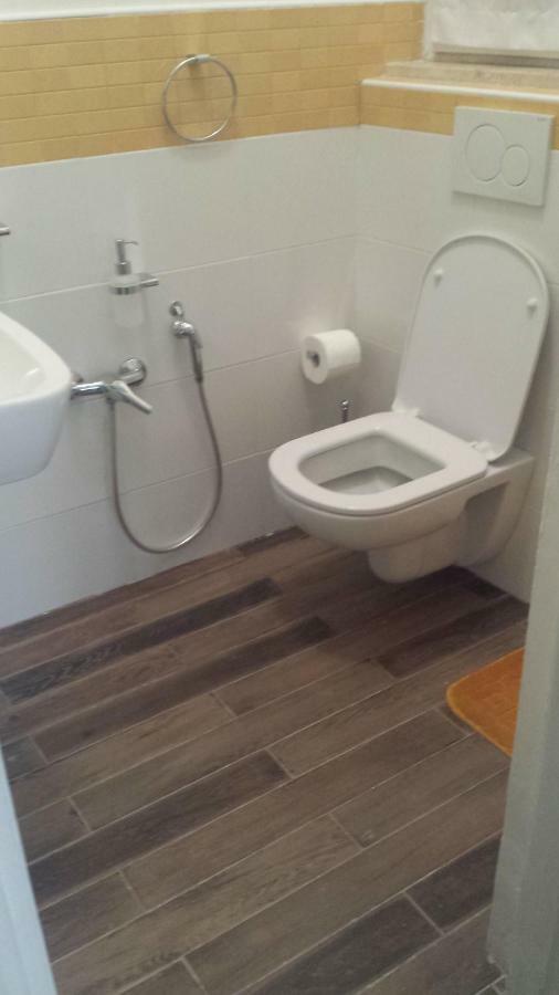 B&B Scalinata Leopardi Ascoli Piceno Buitenkant foto