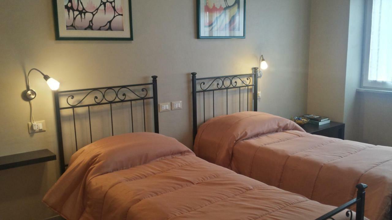 B&B Scalinata Leopardi Ascoli Piceno Buitenkant foto